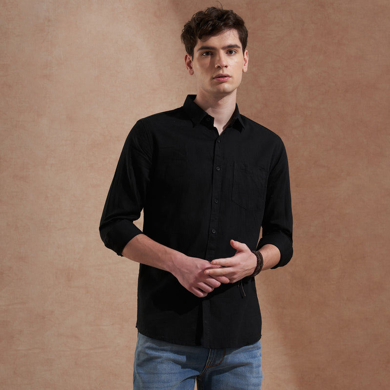 Men Black Solid Spread Collar Slim Fit Casual Shirt 5