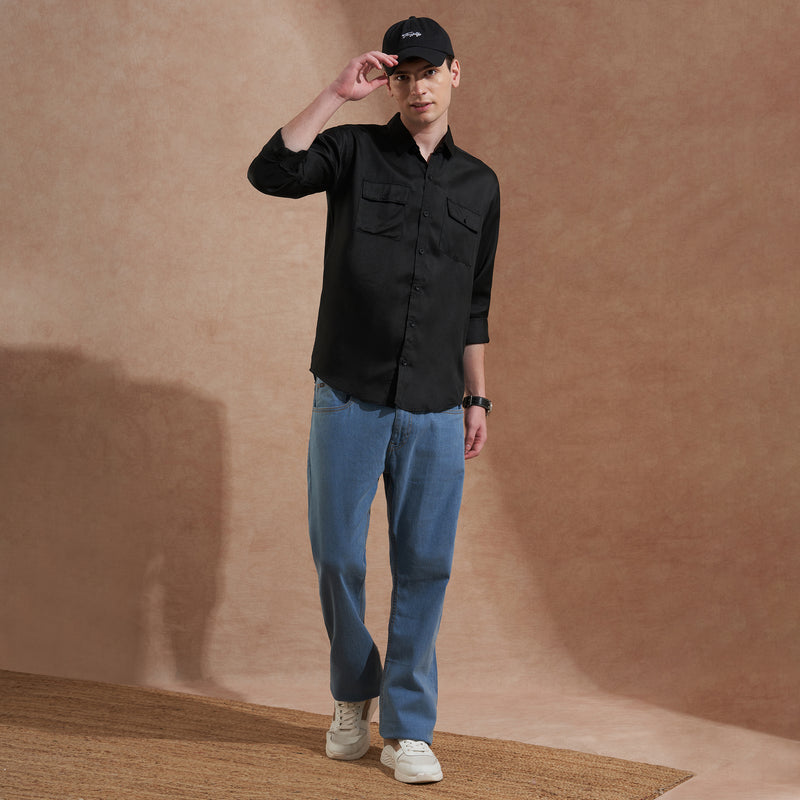 Men's Black Solid Slim Fit Shirt with Dual Flap Pockets 4