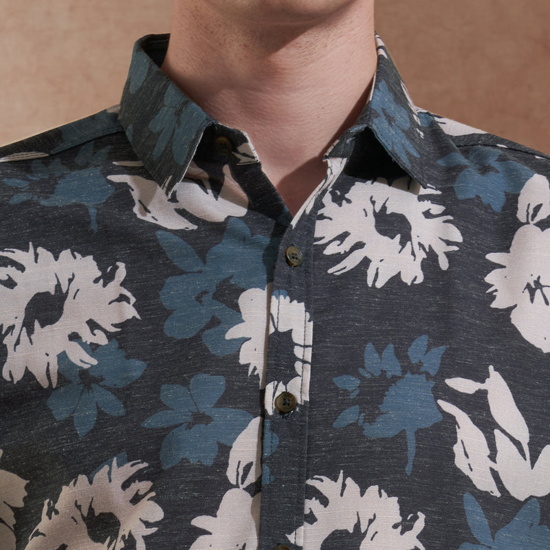 Men Charcoal Grey Floral Printed Slim Fit Casual Shirt Short Sleeve 3