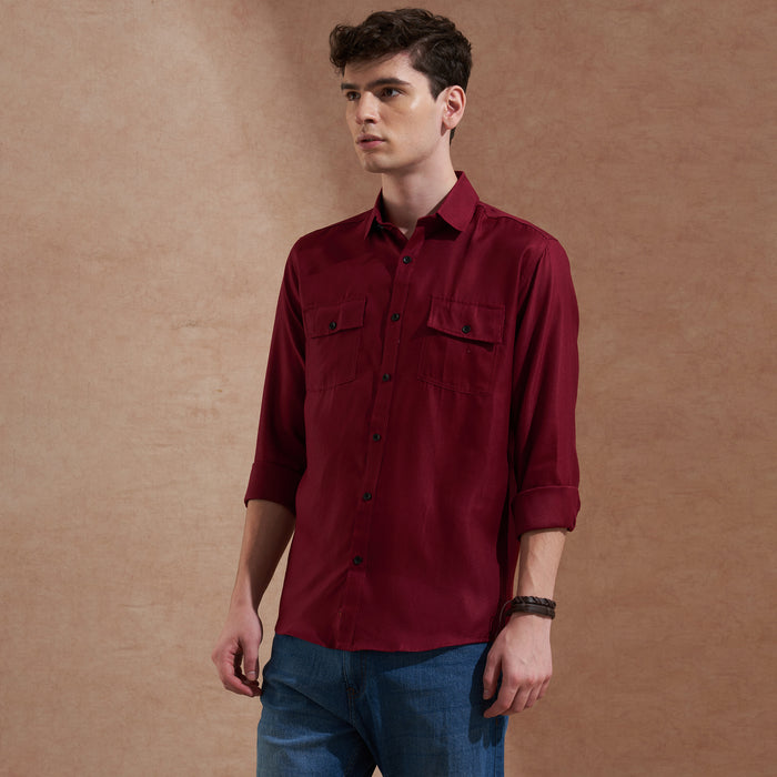 Men Burgundy Solid Spread Collar Slim Fit Casual Shirt with Dual Flap Pockets 2