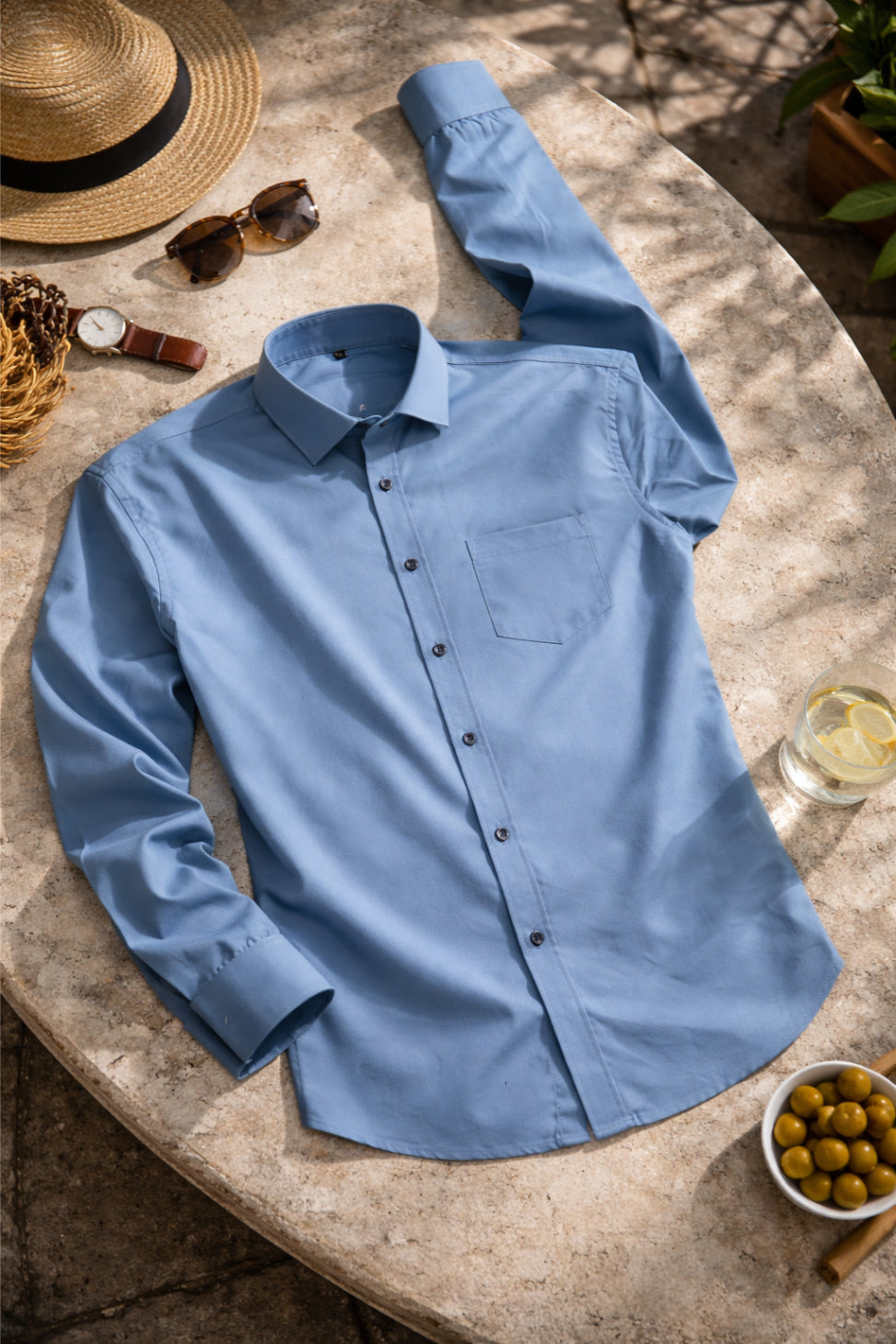 Men's light blue solid slim-fit shirt, product view