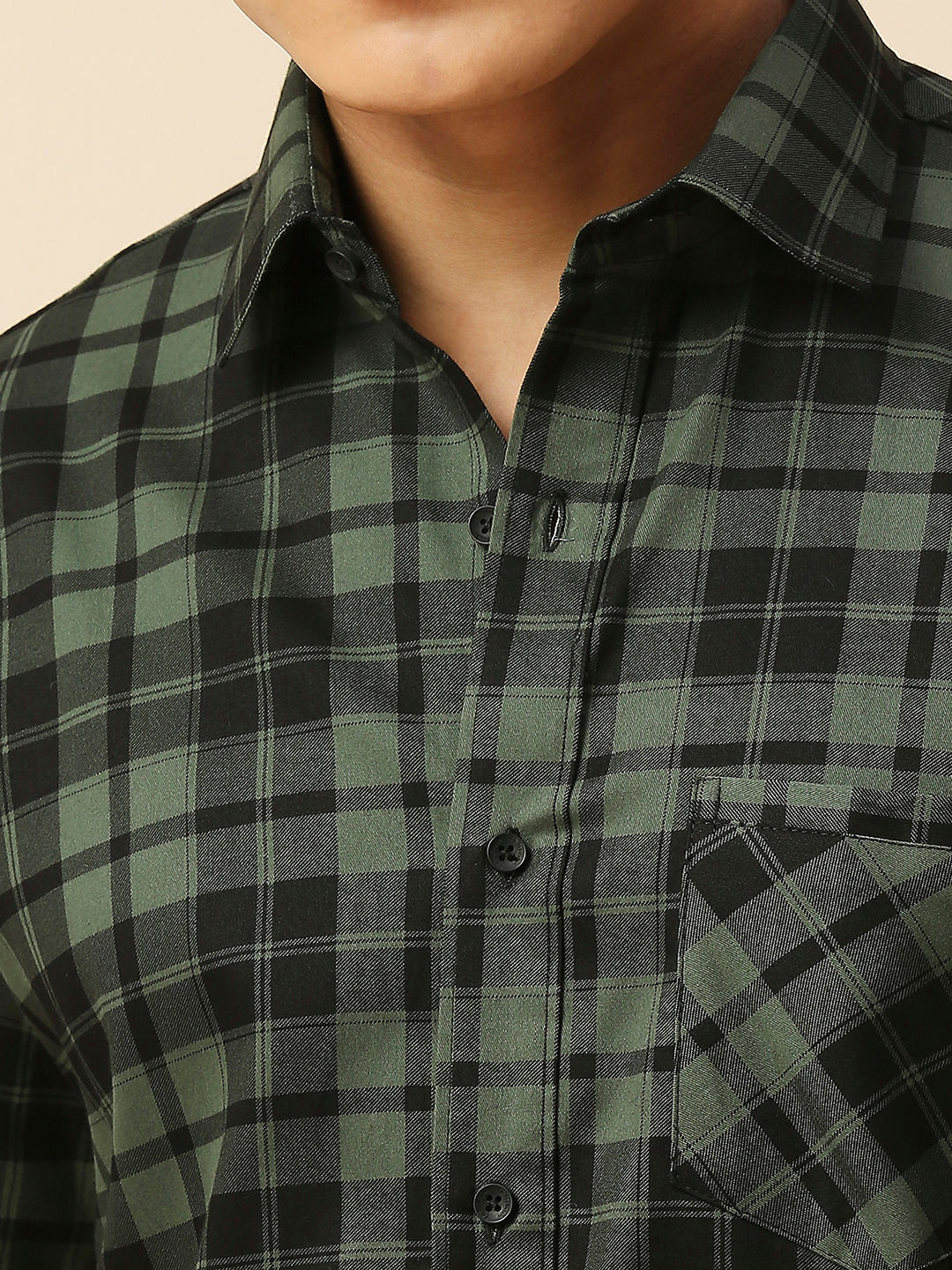 Lush Cotton Checked Shirt for Men