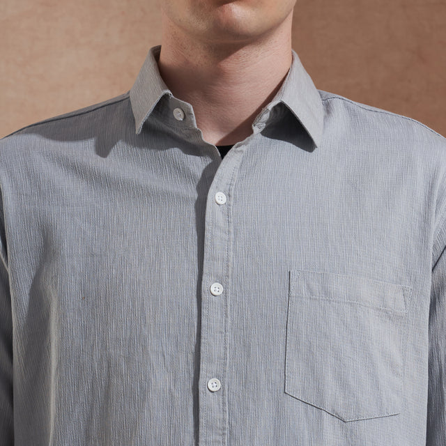 Men Light Grey Solid Spread Collar Slim Fit Casual Shirt