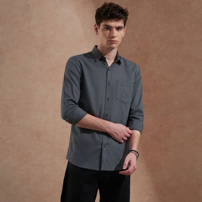Men Dark Grey Solid Spread Collar Slim Fit Casual Shirt 7