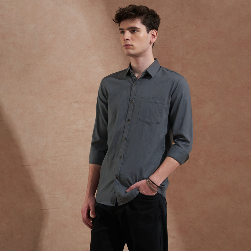 Men Dark Grey Solid Spread Collar Slim Fit Casual Shirt 3