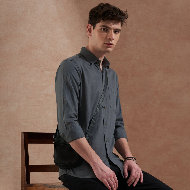 Men Dark Grey Solid Spread Collar Slim Fit Casual Shirt 5