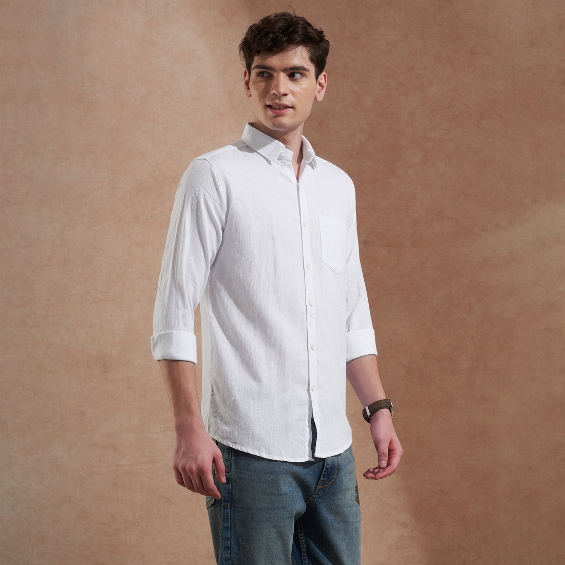 Men's white solid slim-fit shirt with spread collar, product view