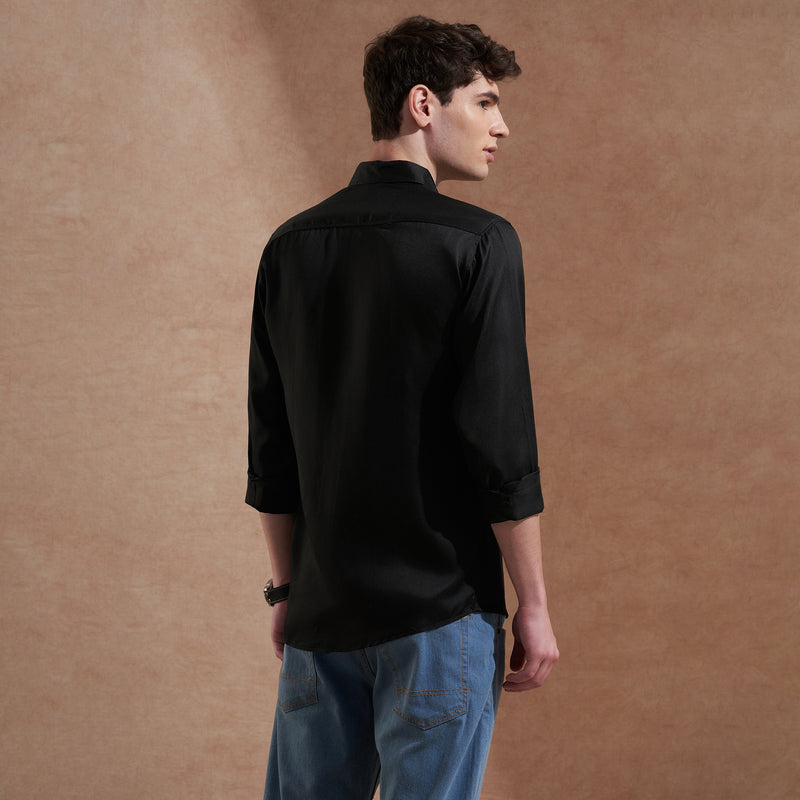 Men's Black Solid Slim Fit Shirt with Dual Flap Pockets 5