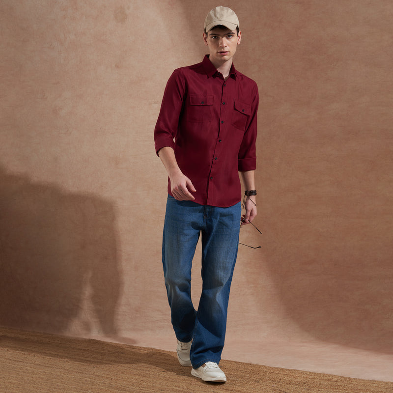 Men Burgundy Solid Spread Collar Slim Fit Casual Shirt with Dual Flap Pockets 4