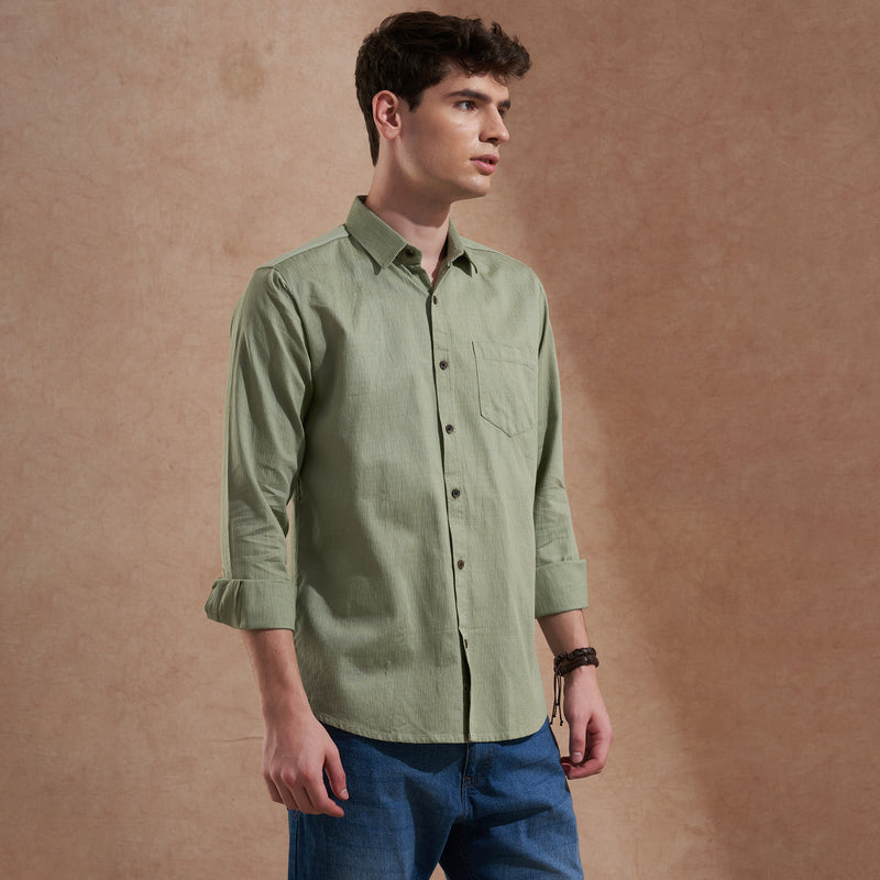 Men Light Green Solid Spread Collar Slim Fit Casual Shirt 1