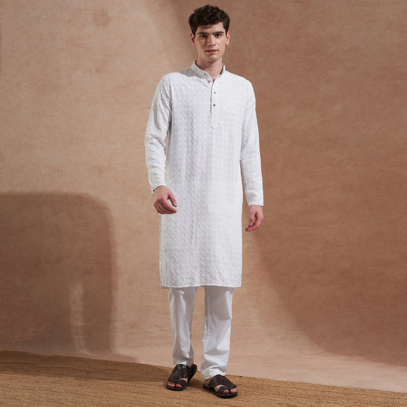 Men’s White Chikankari Embroidered Cotton Kurta 7