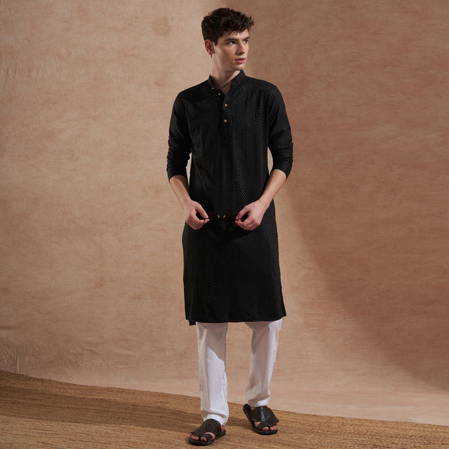 Men’s Black Textured Embroidered Kurta