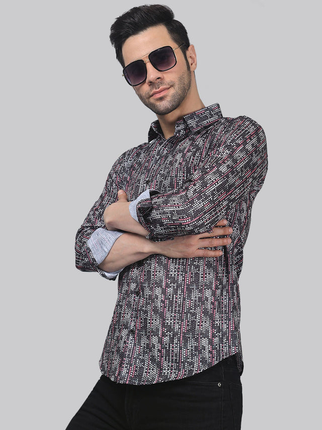 
TryBuy a man in a ಶರ್ಟ್ ಮತ್ತು sunglasses posing ಗಾಗಿ a picture ಚಿತ್ರ
